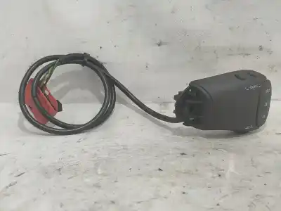 Gebrauchtes Autoersatzteil lenkradkontrolle zum renault clio ii (bb_, cb_) 1.2 (bb0a, bb0f, bb10, bb1k, bb28, bb2d, bb2h, cb0a,... oem-iam-referenzen 