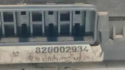 Second-hand car spare part fuse box unit for renault megane i (ba0/1_) 1.9 dci (ba05, ba1f) oem iam references 820002934  