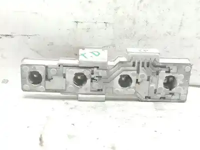 Pezzo di ricambio per auto di seconda mano portalampada per skoda octavia i (1u2) 1.9 tdi riferimenti oem iam 1j6945258  