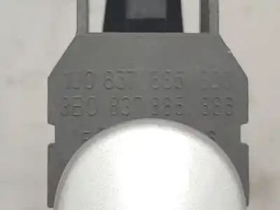 Автозапчастина б/у ліва передня зовнішня ручка для skoda octavia i (1u2) 1.9 tdi посилання на oem iam   