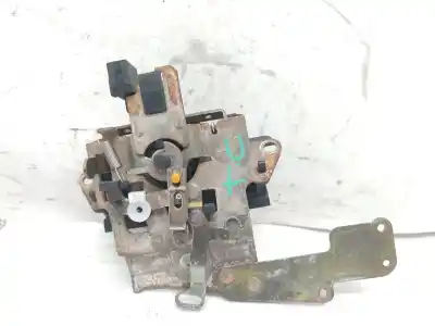 Pezzo di ricambio per auto di seconda mano maniglia esterna del cancello per skoda octavia i (1u2) 1.9 tdi riferimenti oem iam 1u6827565j  