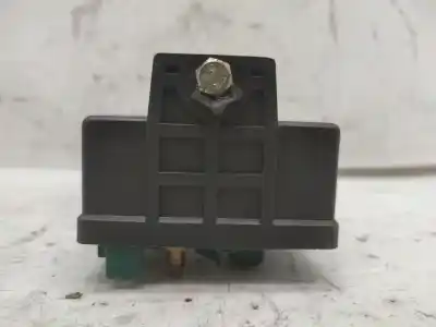 Pezzo di ricambio per auto di seconda mano scatola di preriscaldamento per peugeot 206 fastback (2a/c) 1.9 d riferimenti oem iam   