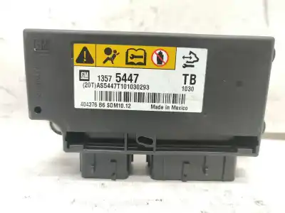 Pièce détachée automobile d'occasion BOITIER DE COMMANDE D'AIRBAG pour OPEL INSIGNIA A (G09)  Références OEM IAM 13575447  