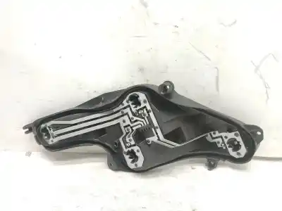 Second-hand car spare part LAMPHOLDER for OPEL INSIGNIA A (G09)  OEM IAM references 168372   Second-hand car spare part LAMPHOLDER for OPEL INSIGNIA A (G09)  OEM IAM references 168372