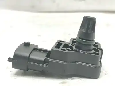 Pezzo di ricambio per auto di seconda mano sensore di pressione per opel insignia a (g09) 2.0 cdti (68) riferimenti oem iam 0281006077  