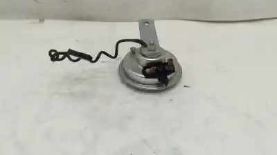 Pezzo di ricambio per auto di seconda mano corno per opel frontera b (u99) 2.2 dti (6b_zc, 6b_vf, 6b_66, 6b_76) riferimenti oem iam e30054593  