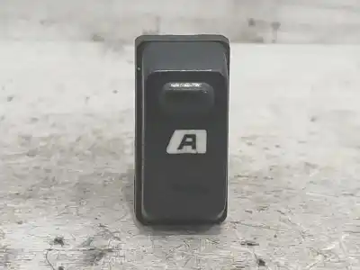 Recambio de automóvil de segunda mano de MANDO ELEVALUNAS DELANTERO IZQUIERDO para CITROEN XSARA PICASSO (N68)  referencias OEM IAM   