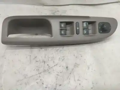 Автозапчастина б/у передні вікний вмикач для volkswagen passat b6 variant (3c5) 2.0 tdi 16v посилання на oem iam 3c1867171b