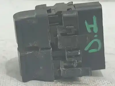 Second-hand car spare part left front power window switch for renault clio ii (bb_, cb_) 1.2 (bb0a, bb0f, bb10, bb1k, bb28, bb2d, bb2h, cb0a,... oem iam references   