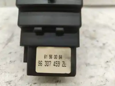 Second-hand car spare part indicator switch for peugeot 206 fastback (2a/c) 1.9 d oem iam references 96307459zl  