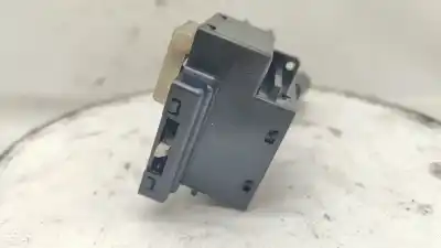 Second-hand car spare part indicator switch for mazda 3 berlina (bk) 1.6 cd diesel cat oem iam references   