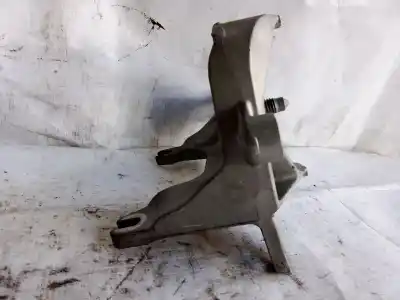 Second-hand car spare part engine support for bmw x5 (e53) 3.0d oem iam references 112221641r  