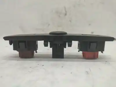 Second-hand car spare part hazard warning lights for renault clio ii (bb_, cb_) 1.5 dci (b/c2j) oem iam references   