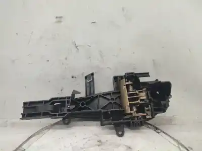 Peça sobressalente para automóvel em segunda mão puxador exterior traseiro direito por bmw serie 1 berlina (e81/e87) 118d referências oem iam   