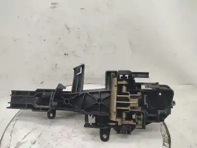 Peça sobressalente para automóvel em segunda mão puxador exterior frente direito por bmw serie 1 berlina (e81/e87) 118d referências oem iam   