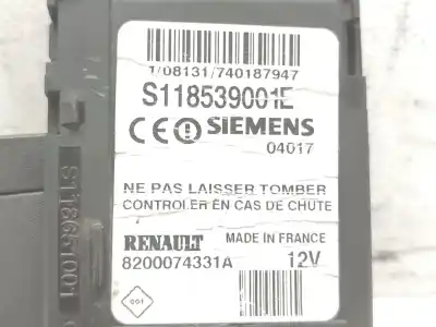 Second-hand car spare part ignition switch for renault megane ii sedán (lm0/1_) 1.5 dci (lm02, lm13, lm2a) oem iam references 8200074331a  