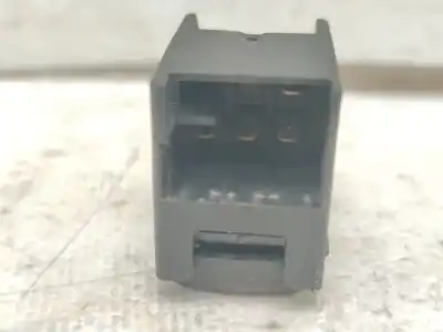 Автозапчасти б/у управление задними правыми стеклами за skoda octavia i (1u2) 1.9 tdi ссылки oem iam 3b0959855  