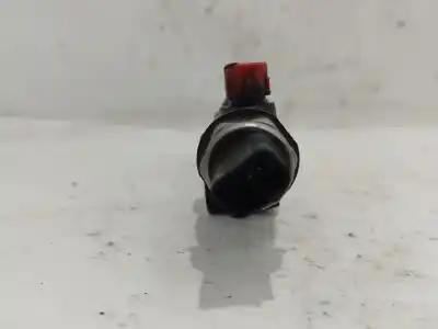 Pezzo di ricambio per auto di seconda mano rampa iniettori per citroen c4 i (lc_) 1.6 hdi riferimenti oem iam 9654592680   Pezzo di ricambio per auto di seconda mano rampa iniettori per citroen c4 i (lc_) 1.6 hdi riferimenti oem iam 9654592680