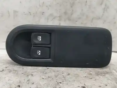 Pezzo di ricambio per auto di seconda mano INTERRUTTORE ALZACRISTALLI ANTERIORE SINISTRO per RENAULT CLIO III (BR0/1, CR0/1)  Riferimenti OEM IAM 8200356519  