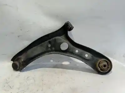 Автозапчасти б/у передний правый нижний рычаг подвески за kia stonic (yb) 1.6 crdi ссылки oem iam   