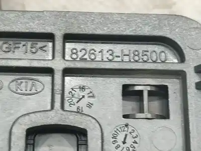 Автозапчастина б/у ліва передня внутрішня ручка для kia stonic (yb) 1.6 crdi посилання на oem iam 82613h8500  