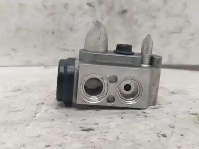 Автозапчастина б/у розсильний клапан для kia stonic (yb) 1.6 crdi посилання на oem iam   