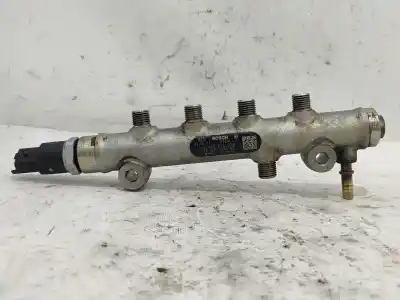 Автозапчастина б/у рампа инжектора для peugeot 206 fastback (2a/c) 1.4 hdi eco 70 посилання на oem iam 9641509480