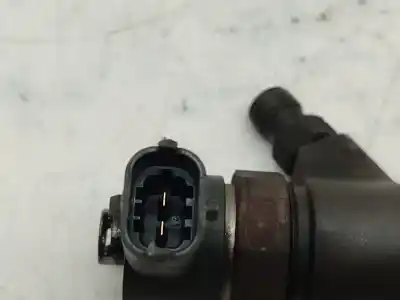 Second-hand car spare part injector for suzuki ignis ii (mh) 1.3 ddis (rm413d) oem iam references   