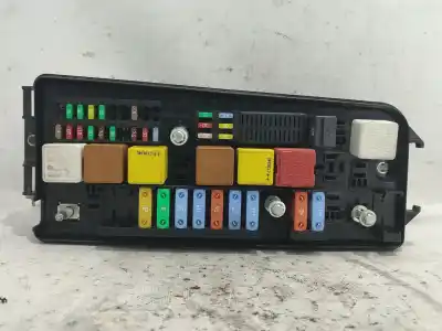 Second-hand car spare part fuse box unit for opel vectra c (z02) 1.9 cdti (f69) oem iam references 13240247