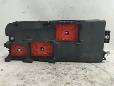Second-hand car spare part fuse box unit for opel vectra c (z02) 1.9 cdti (f69) oem iam references 13240247  