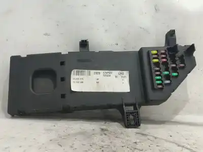 Second-hand car spare part fuse box unit for opel vectra c (z02) 1.9 cdti (f69) oem iam references 13223679  