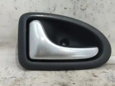 Second-hand car spare part interior left front handle for renault megane i classic (la0/1_) 1.9 dci (la05, la1f) oem iam references 8200028994
