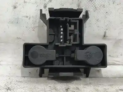 Second-hand car spare part lampholder for renault megane i classic (la0/1_) 1.9 dci (la05, la1f) oem iam references 