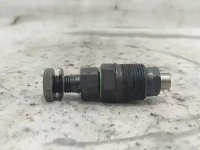 Second-hand car spare part injector for opel corsa b (s93) 1.7 d (f08, f68, m68) oem iam references 881090  
