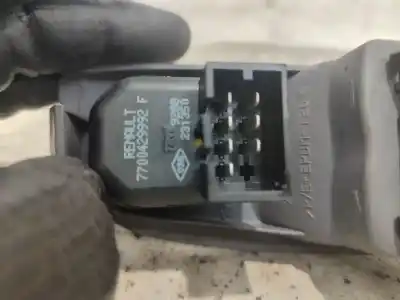 Автозапчасти б/у выключатель левого переднего окна за renault megane i (ba0/1_) 1.6 16v (ba04, ba0b, ba11, ba1j, ba16, ba19, ba1k, ba1v,... ссылки oem iam 7700429070  