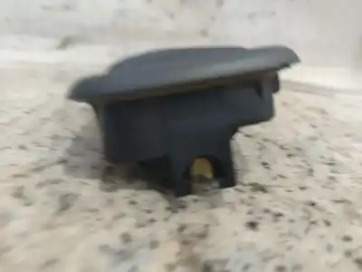 Автозапчастина б/у внутрішня задня права ручка для renault megane i (ba0/1_) 1.6 16v (ba04, ba0b, ba11, ba1j, ba16, ba19, ba1k, ba1v,... посилання на oem iam 8200028995  