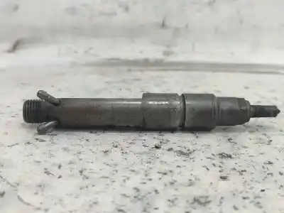 Pezzo di ricambio per auto di seconda mano iniettore per volkswagen polo (9n_, 9a_) 1.9 sdi riferimenti oem iam 028130203f