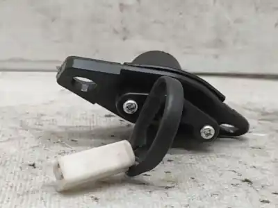 Second-hand car spare part tailgate back door handle for mazda 5 (cr19) 2.0 cd (cr19) oem iam references   