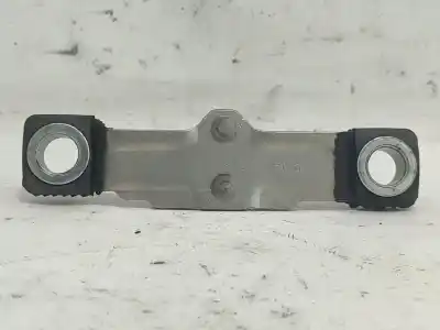 Pezzo di ricambio per auto di seconda mano pezzi vari per audi a3 (8p1) 1.9 tdi riferimenti oem iam 8p3827507  