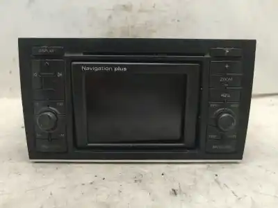 Peça sobressalente para automóvel em segunda mão Sistema De áudio / Rádio Cd por AUDI A4 B6 (8E2) 1.9 TDI Referências OEM IAM 8E0035192B  