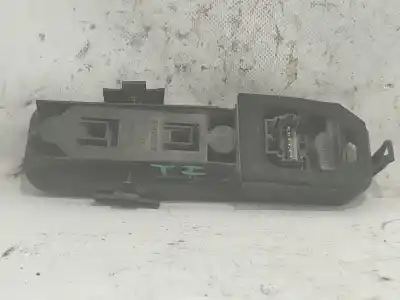 Автозапчасти б/у подставка для лампы за RENAULT CLIO II (BB_, CB_) 1.2 (BB0A, BB0F, BB10, BB1K, BB28, BB2D, BB2H, CB0A,... ссылки OEM IAM   