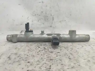 Pezzo di ricambio per auto di seconda mano rampa iniettori per peugeot 406 (8b) 2.0 hdi 110 riferimenti oem iam 0445214010