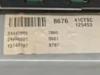 Автозапчастина б/у внутрішне світло для opel vectra c (z02) 2.2 dti 16v (f69) посилання на oem iam 24447860  