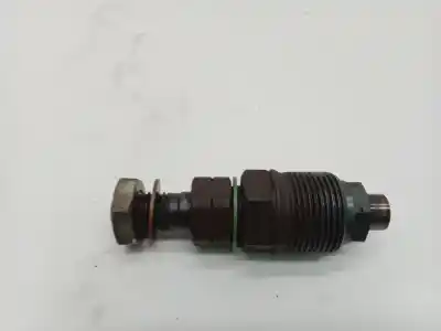 Second-hand car spare part injector for opel corsa b (s93) 1.7 d (f08, f68, m68) oem iam references 881090  