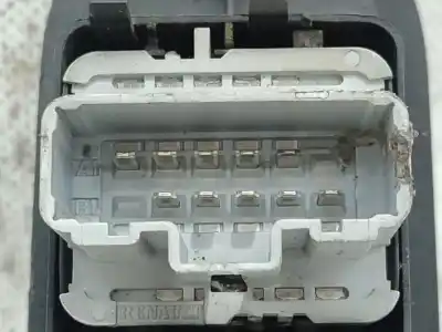 Автозапчасти б/у управление задними левыми стеклами за renault megane ii (bm0/1_, cm0/1_) 1.9 dci (bm0g, cm0g) ссылки oem iam 156018070  