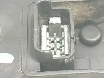 Автозапчастина б/у лампальник для renault megane ii (bm0/1_, cm0/1_) 1.9 dci (bm0g, cm0g) посилання на oem iam 89026015  