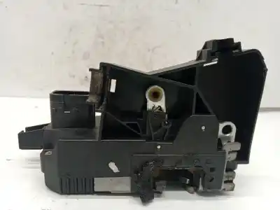 Second-hand car spare part left front door lock for opel vectra c (z02) 1.9 cdti (f69) oem iam references 13201311