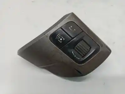 Second-hand car spare part steering wheel switch for opel vectra c (z02) 1.9 cdti (f69) oem iam references 13208858
