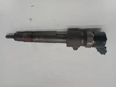 Second-hand car spare part injector for opel vectra c (z02) 1.9 cdti (f69) oem iam references 0445110165  