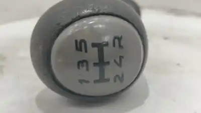 Pezzo di ricambio per auto di seconda mano pomello della leva del cambio per fiat stilo (192) 1.9 jtd cat riferimenti oem iam   